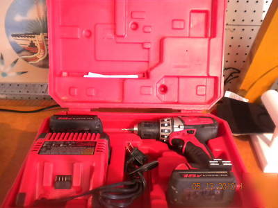 Milwaukee 2601-20 drill 18V with case & 2 batteries