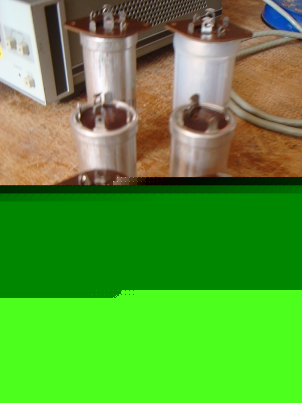 New eight tektronix electrolytic capacitors ( & unused)