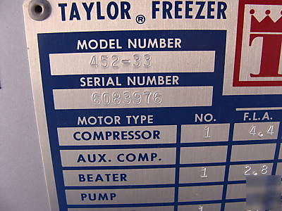 Taylor 452-33 soft serve machine 4 syrup flavors