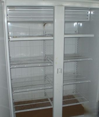Fisher scientific 13-988-450RW flammable storage fridge
