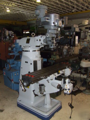 New bridgeport variable speed j-head on meehanite base