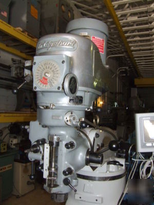 New bridgeport variable speed j-head on meehanite base