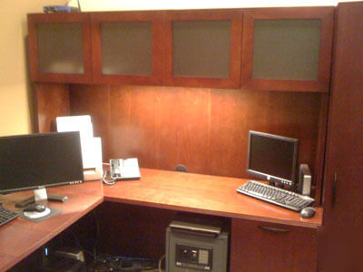 Paoli office desk