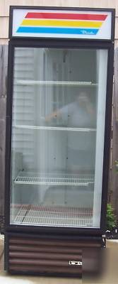 True gdm-26 1 swing door merchandiser cooler display 