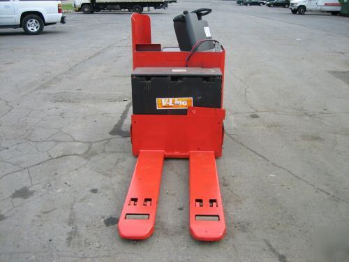 2001 raymond forklift ride on electric jack 6000 lb.cap