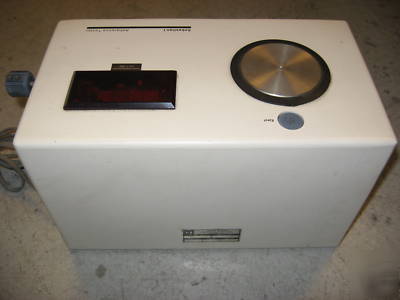 Sebastian 1 adherence tester, quad group