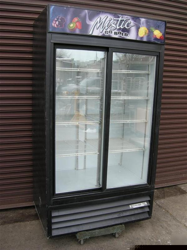 Beverage air refigerated marketeer model # MT38 used 