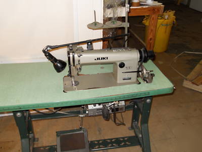 Juki 555-4 singel needle lock stitch machine