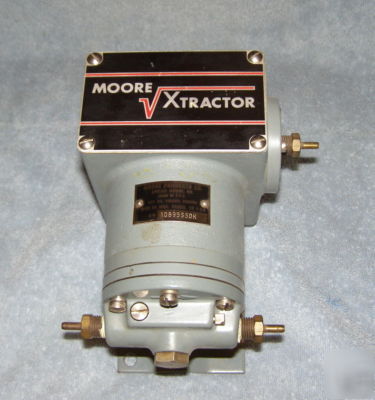 Moore mod 65 sq. root extractor - pneumatic controller