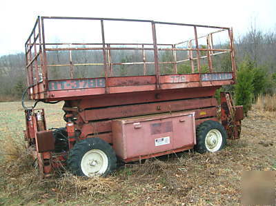 Scissor lift aerial work platform calavar condor 37