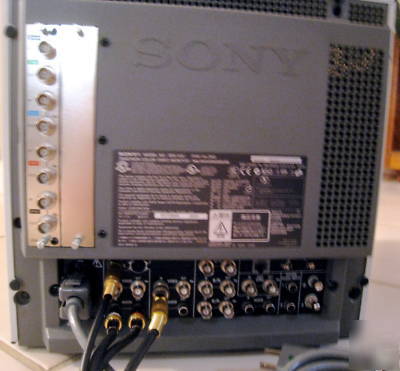 Sony pvm-14L2MD trinitron color video monitor w/ cables