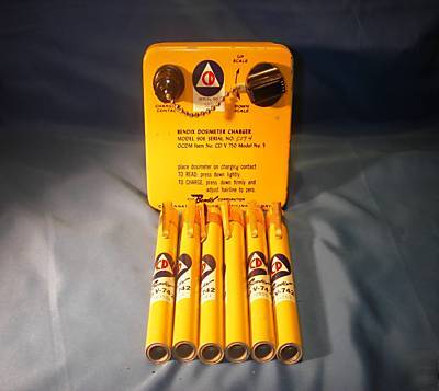 Dosimeter charger & 6 dosimeter pens for geiger counter