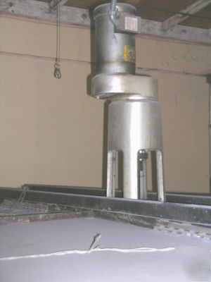 5387 gallon stainless steel tank & 1 prompt frame scale