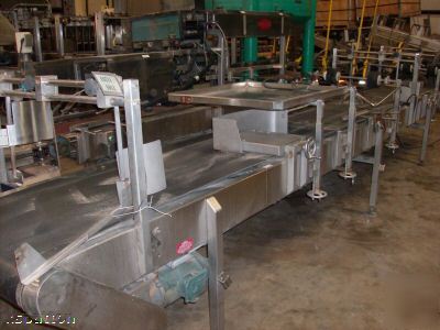 Case box gluer top sealer with nordson hot melt glue