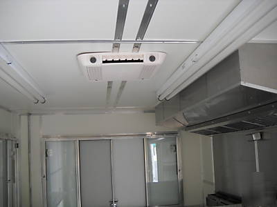 New 2010 8.5 x 18 concession trailer 