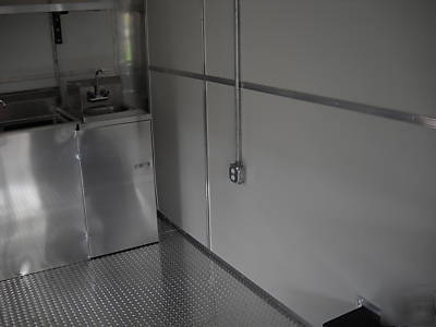 New 2010 8.5 x 18 concession trailer 