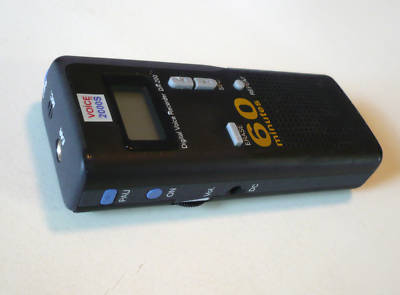 Voice 2000 digital recorder, records up to 60 minutes
