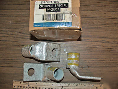 3 copper 90 degree lug connectors 900MCM copper wire 