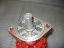 New - cessna pump p/n B24308-lbt