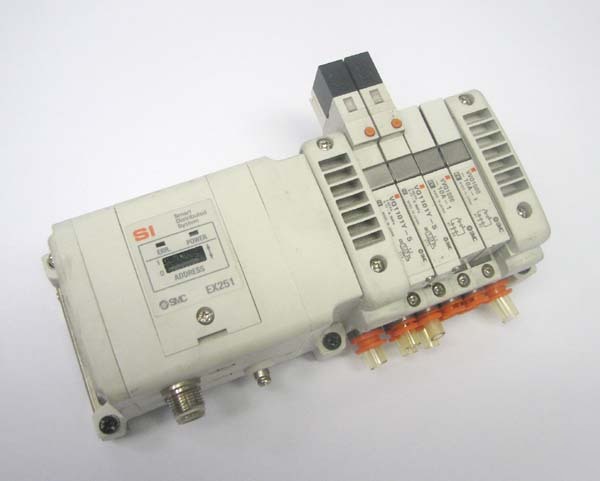 Smc EX251-SSD2 sds si i/o + 2 VQ1101Y-5 solenoid valve