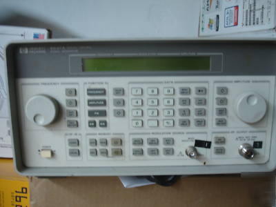 Hewlet packard signal generator