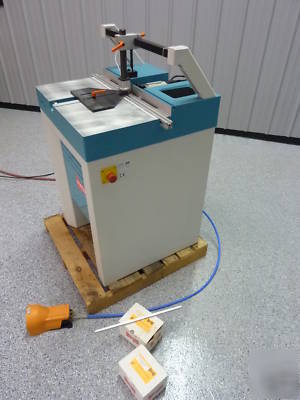 2003 hoffmann PU2 dovetail routing machine video demo