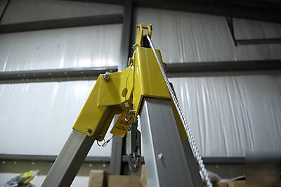 7FT tripod & 50FT 3-way retractable confined space kit