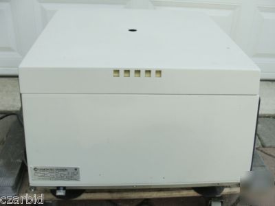 Iec centra 8 bench lab top centrifuge w/ rotor + extras