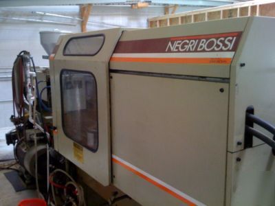 Negri bossi injection molding machine nb-130