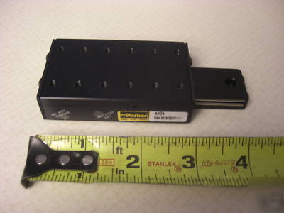 Parker daedal linear stage bearing slide 2