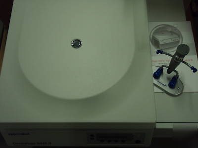 Eppendorf 5810-r multi centrifuge w/bucket rotor 2008