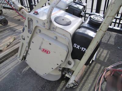 Ingersoll rand walk behind compactor asphalt roller gas