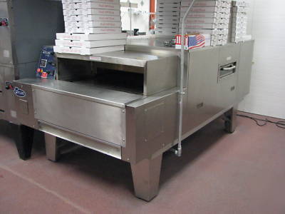 Picard lp-200 conveyor pizza oven barely used 