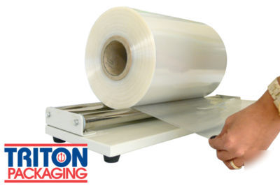 Shrink film roll base 16