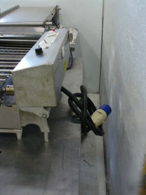 Used bellshaw electric donut fryer robot mark vi mark 6