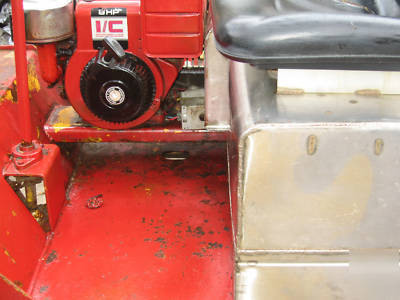 Stow mq roller - 8HP briggs - stainless steel tank