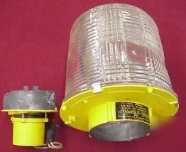 Air field runway light aircraft airport fresnal lens