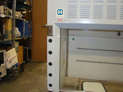 Hanson laboratory chemical fume hood 60