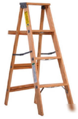Babcock BW334 4' wood type iii step ladder