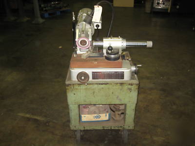Cuttermaster tool and end mill sharpener with cart