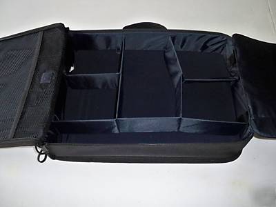 Mobile file folder, brief case, zipper style filing