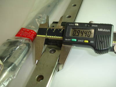 Thk 28 inch RSR12WV linear rails w/ two bearing blocks