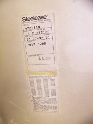Lot of 12 steelcase model 472410N chairs 