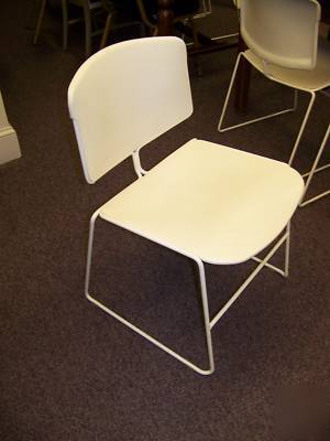 Lot of 12 steelcase model 472410N chairs 