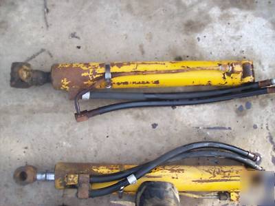 Massey ferguson northwestern skid steer bucket cylinder