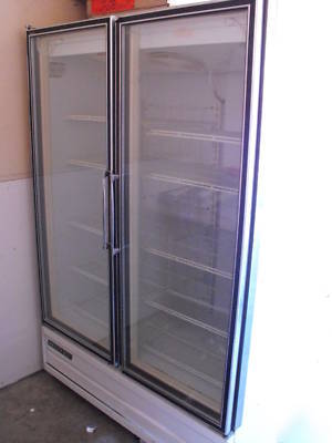 Two door cooler pizza bakery restuarant commercial deli