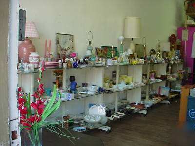 ~complete retail store~fixtures~curio cabinets~4 sale