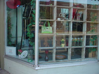 ~complete retail store~fixtures~curio cabinets~4 sale