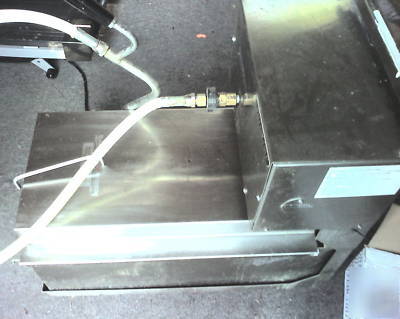 Deep fryer oil cleaner