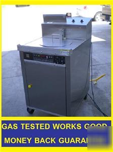 Giles chester fried chicken fryer nat gas works good 
